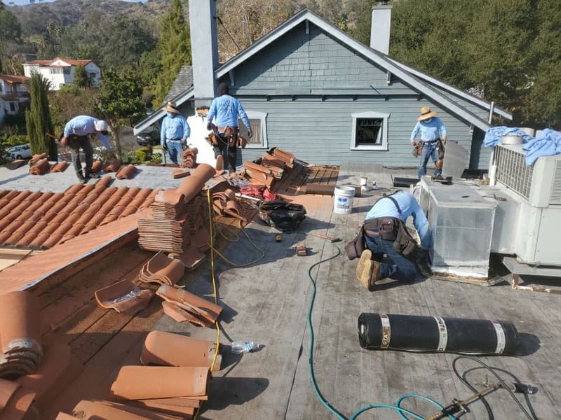 Roof Repair in Burbank‏ Los Angeles